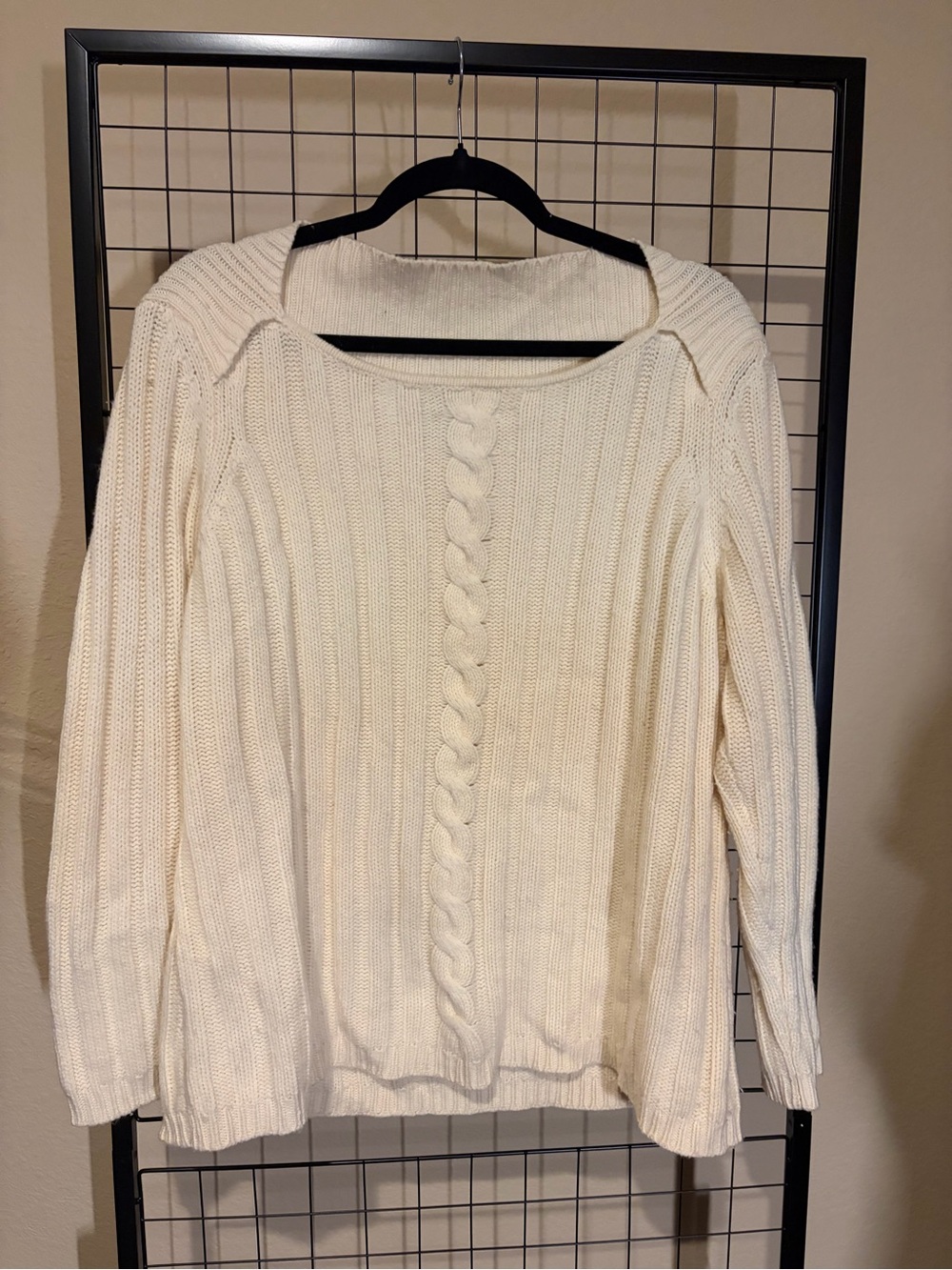 Bloomingdale’s Creamy Yellow Cable-Knit Sweater - Wool/Cashmere Runs Small